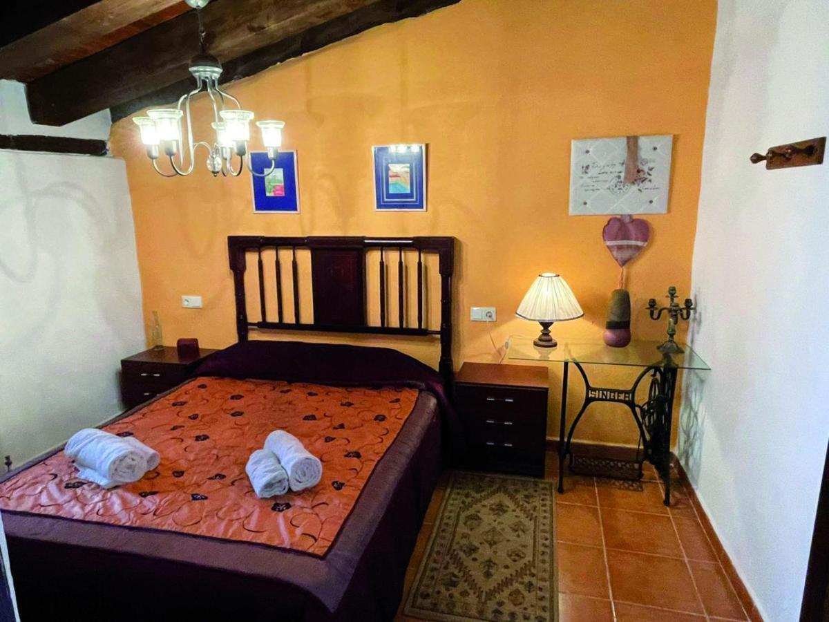 Casa Rural Vicenta 1750 Albentosa Luaran gambar