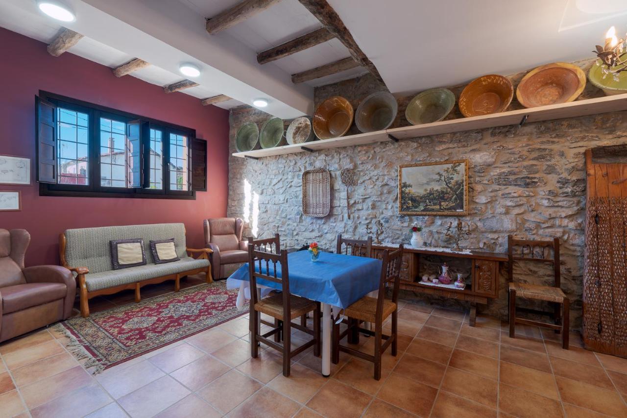 Casa Rural Vicenta 1750 Albentosa Luaran gambar